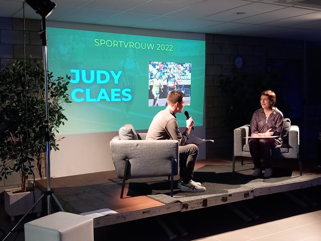 24 zwatters gehuldigd op sportlaureaten viering gemeente Zwijndrecht